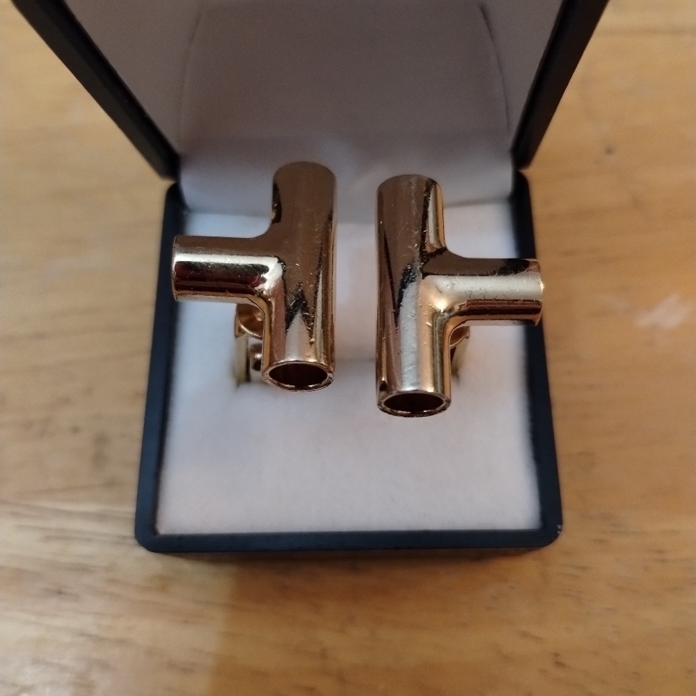 Men's formal cuff links
